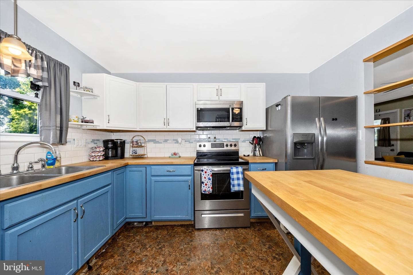 202 Bethlehem Court photo 11