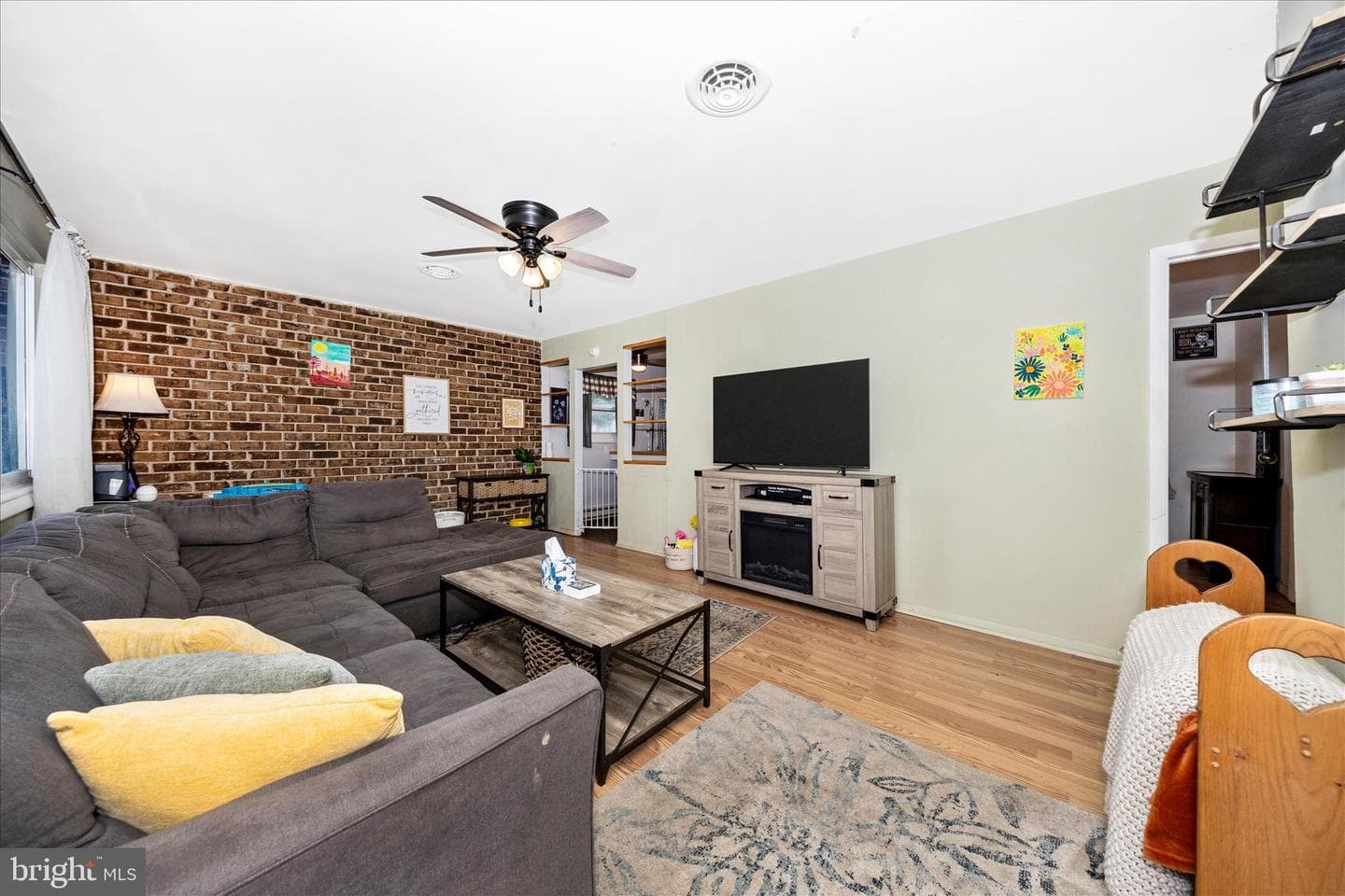 202 Bethlehem Court photo 5