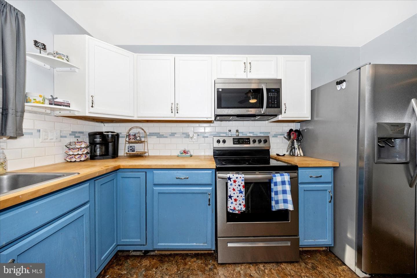 202 Bethlehem Court photo 6