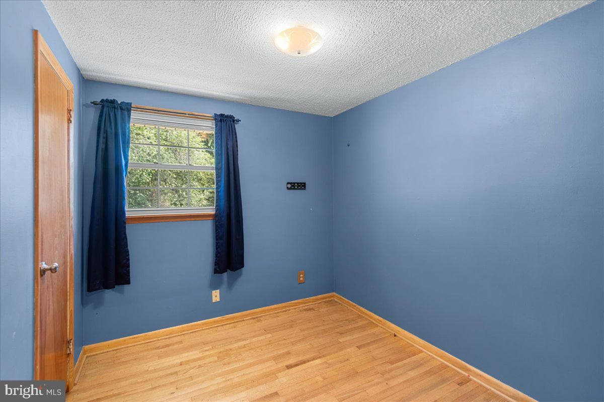 13816 White Oak Ridge photo 14