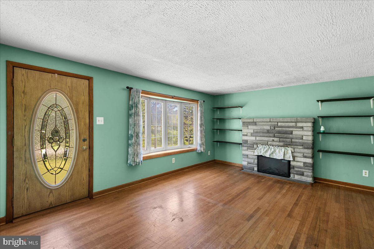 13816 White Oak Ridge photo 4