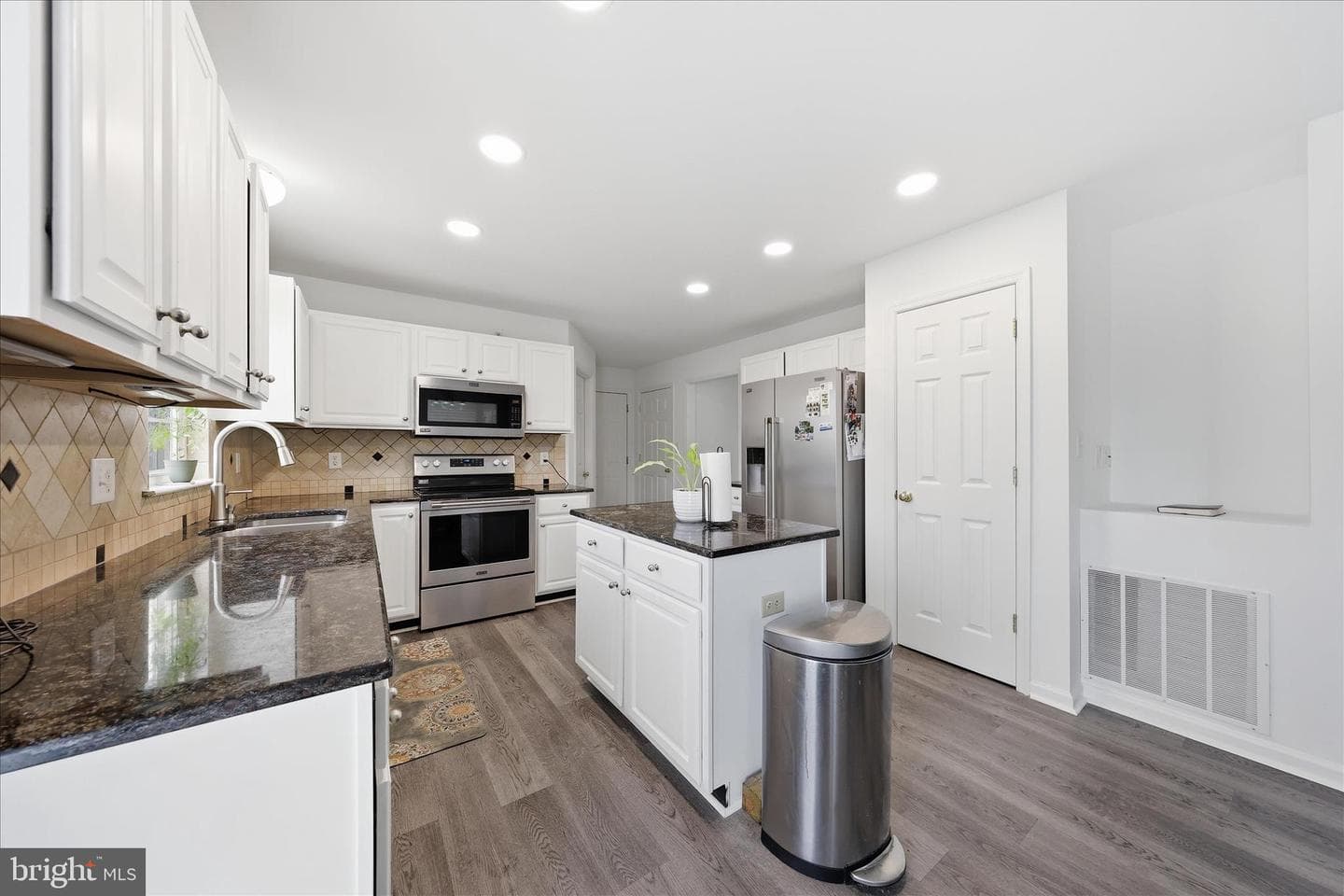 121 Bachtell Circle photo 14