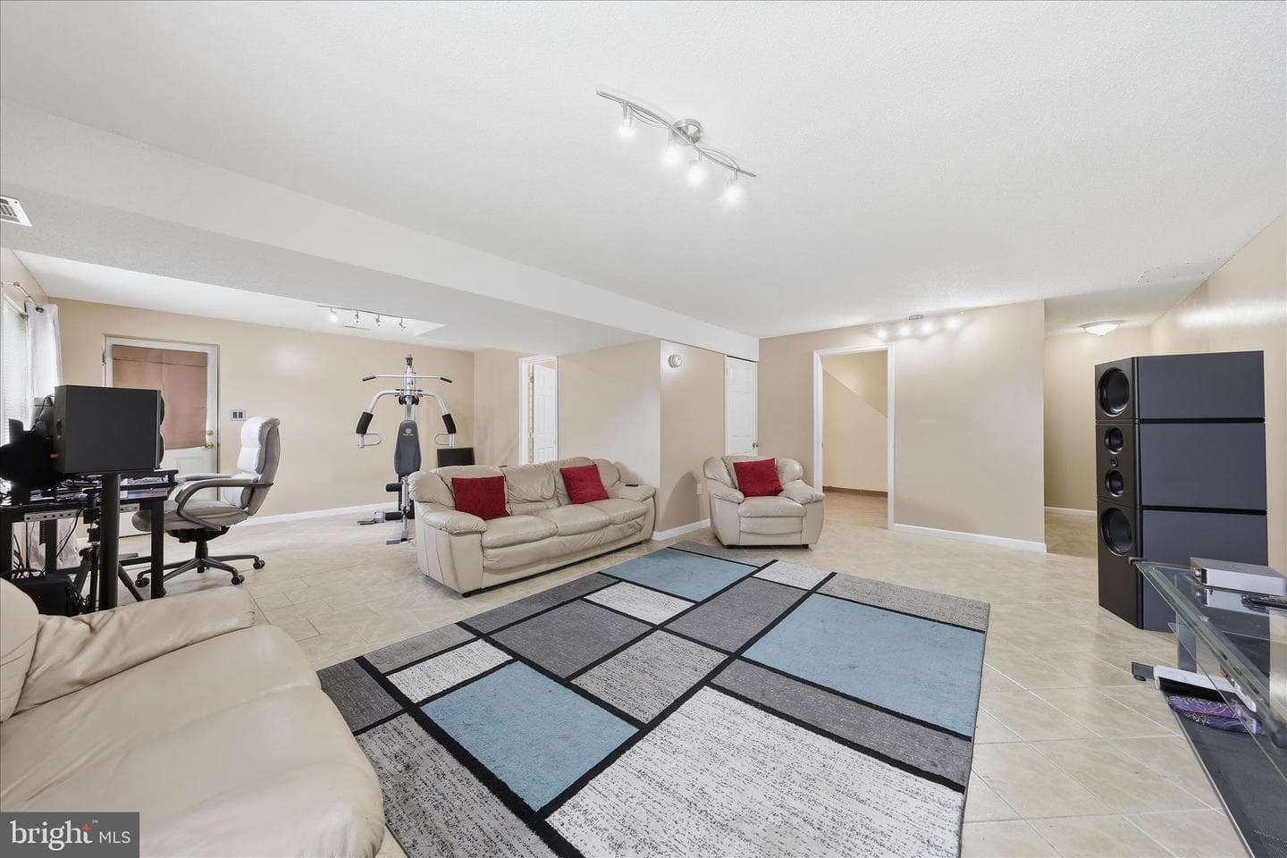 121 Bachtell Circle photo 35