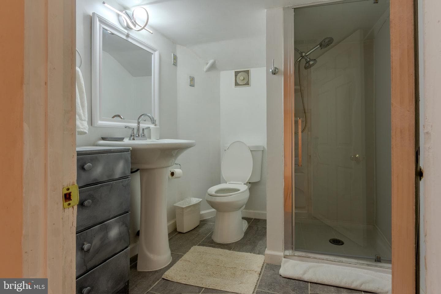 8418 Mapleville Road photo 32
