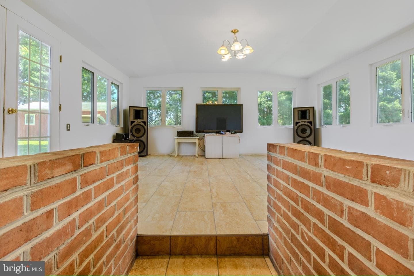 8418 Mapleville Road photo 36