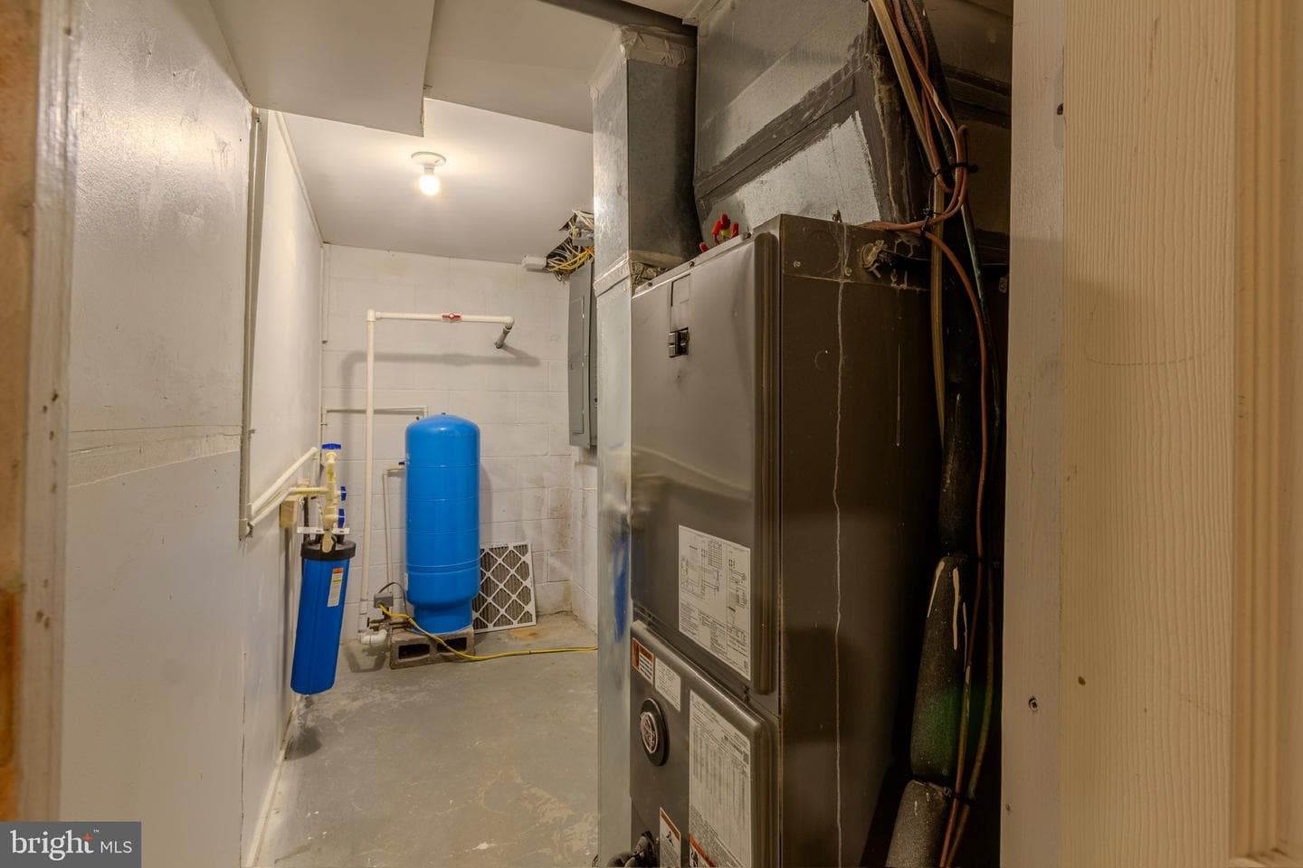 8418 Mapleville Road photo 39