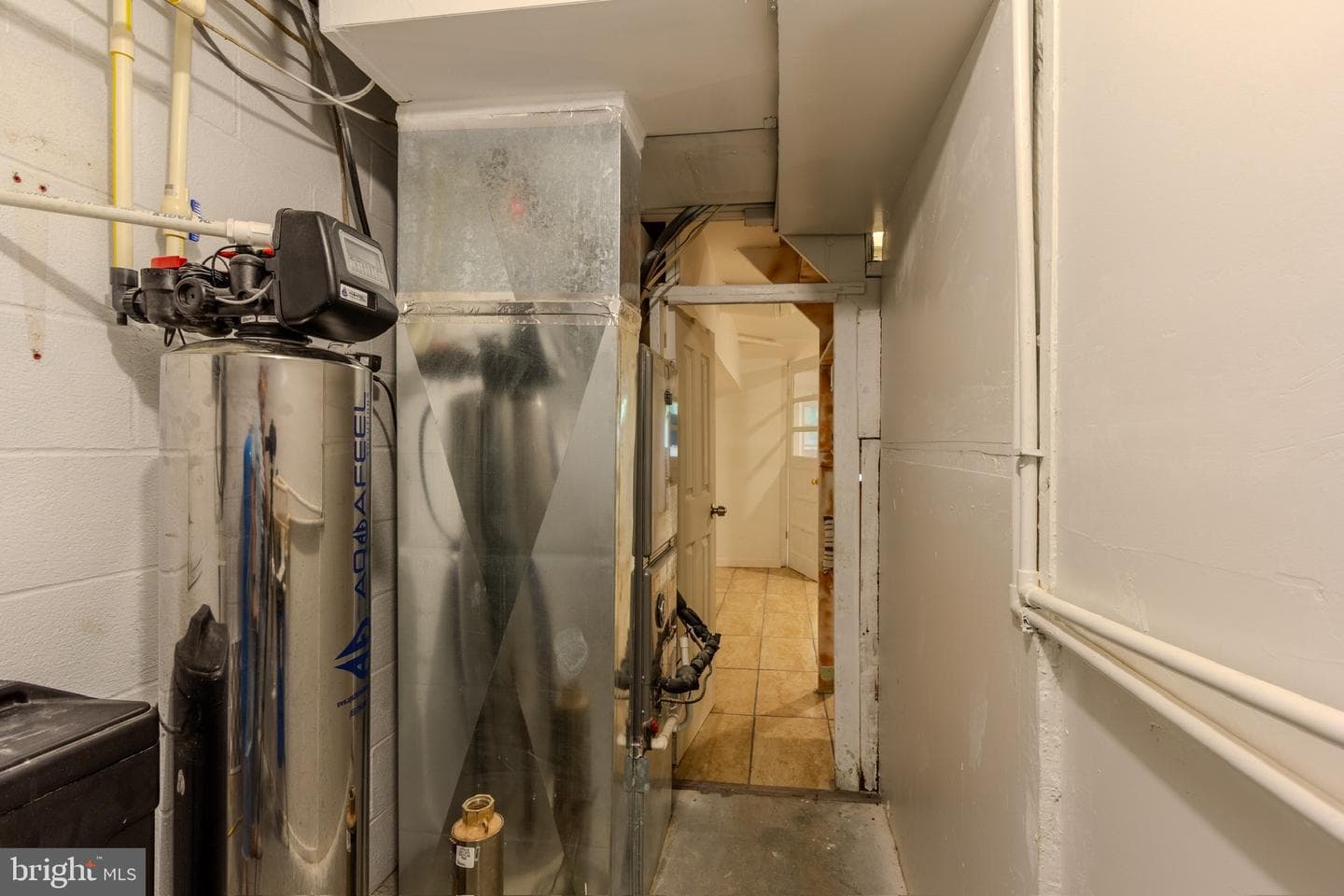 8418 Mapleville Road photo 40