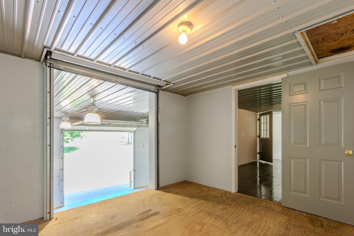 8418 Mapleville Road photo 59