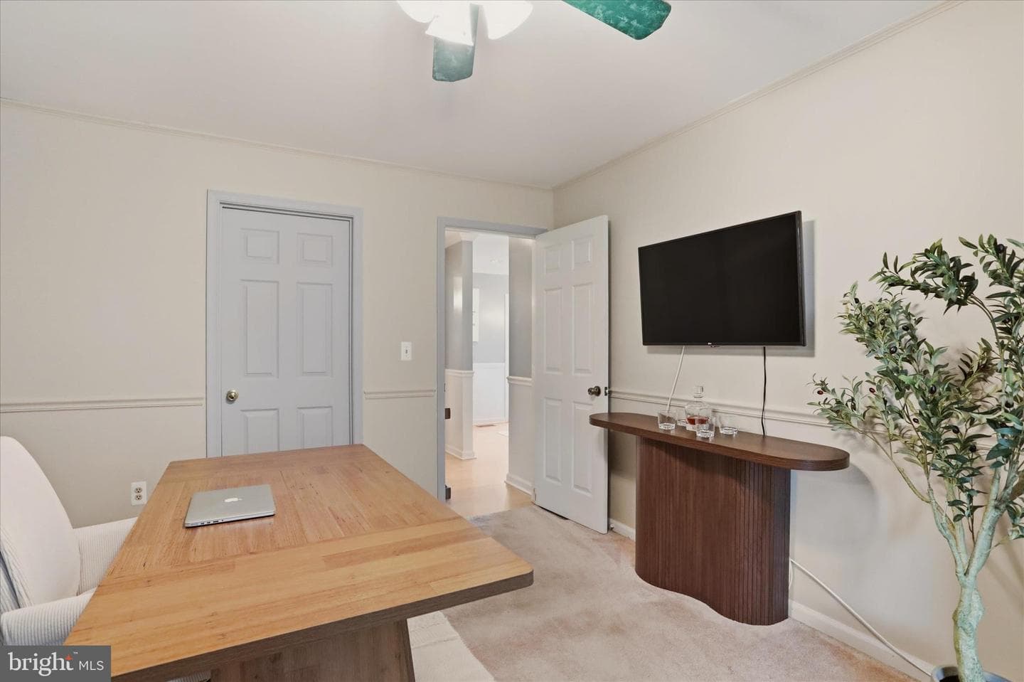 13427 Maugansville Road photo 21