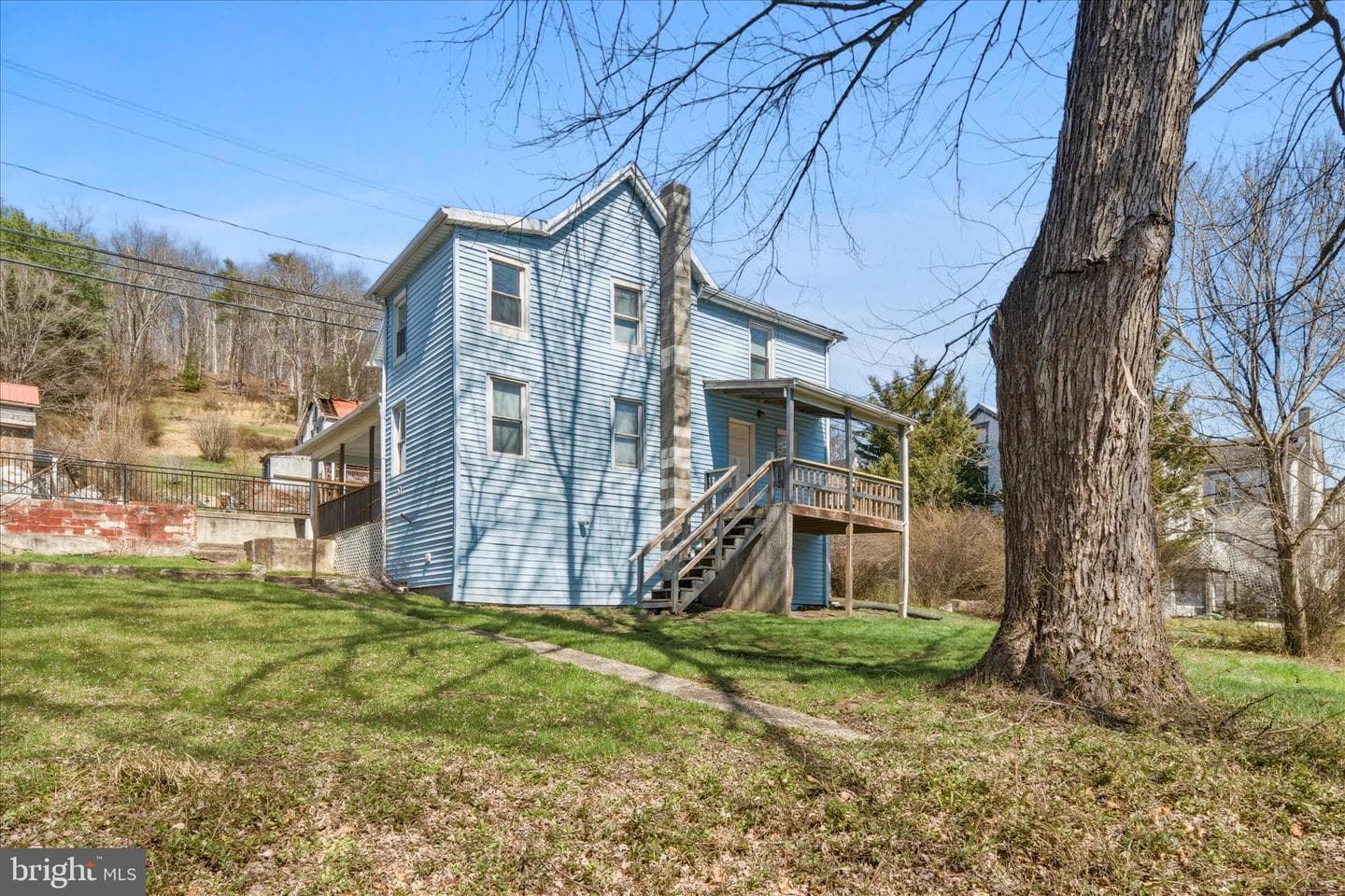 145 E Main Street photo 37