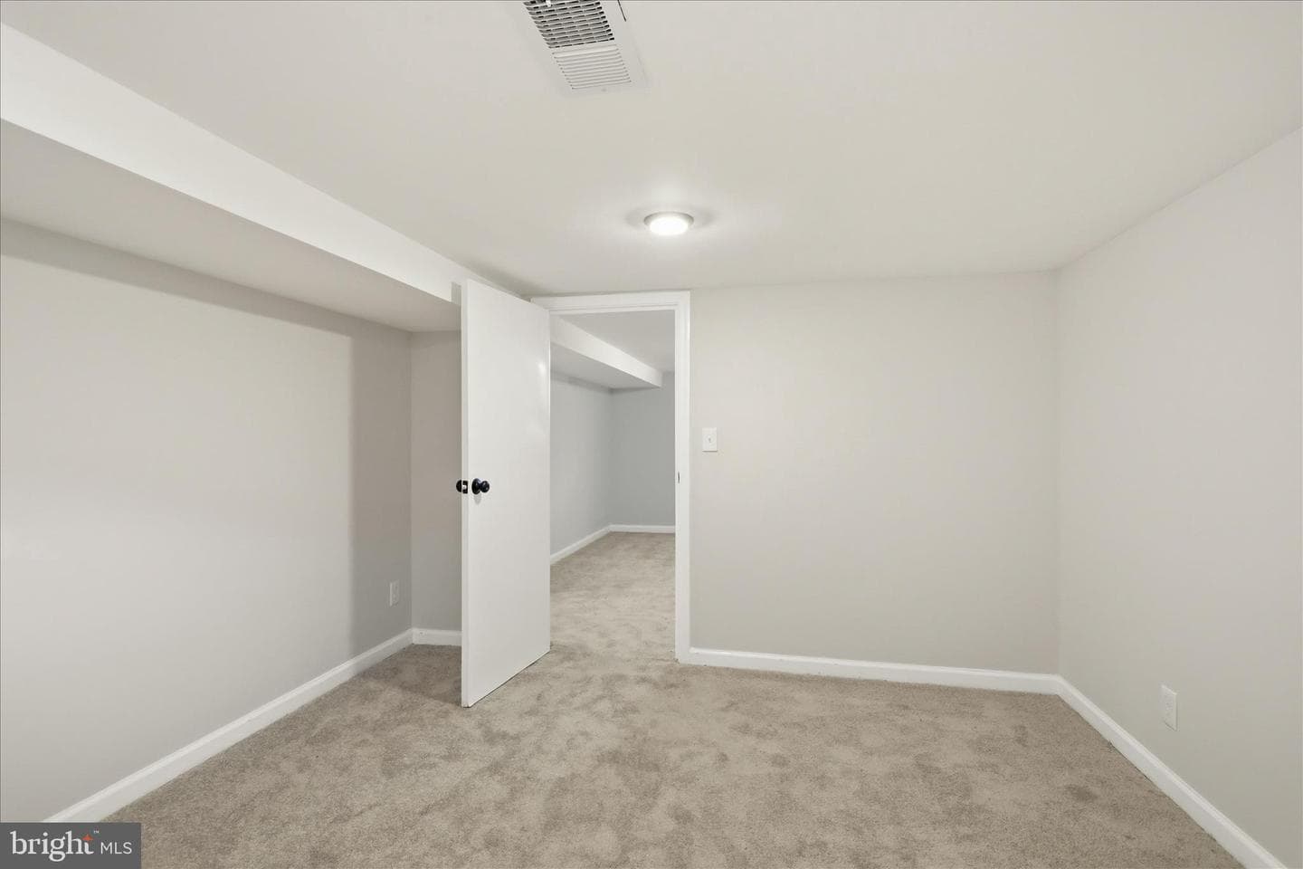 11006 Decker Avenue photo 25