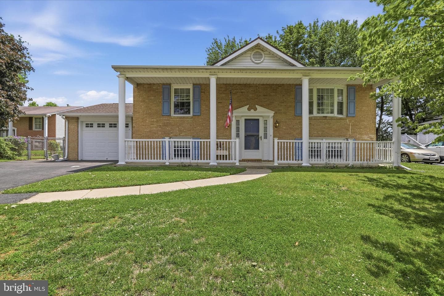 17813 Greentree Terrace photo 1