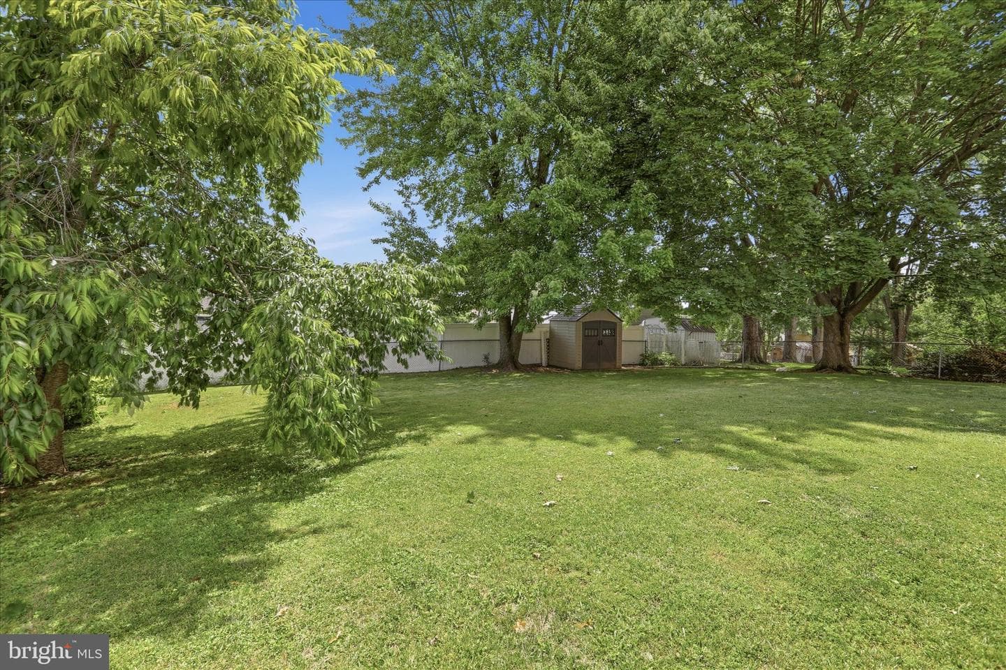17813 Greentree Terrace photo 33