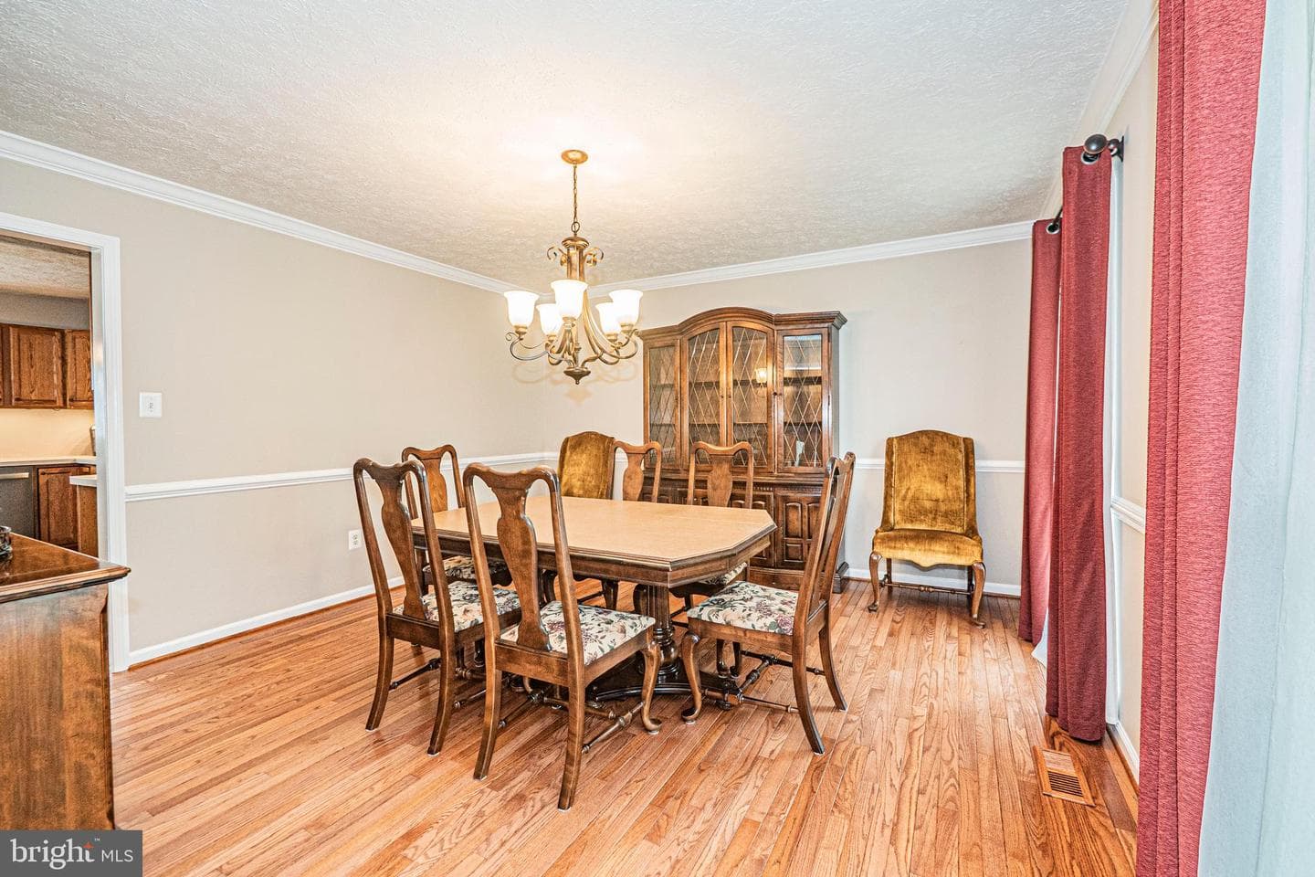 2 Redfern Place photo 12