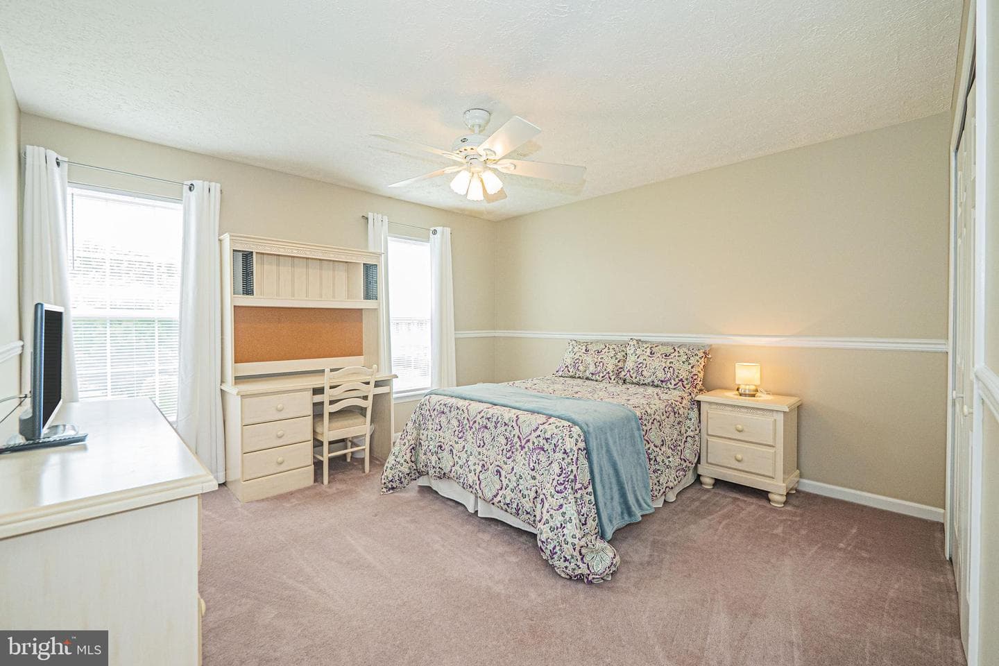 2 Redfern Place photo 34