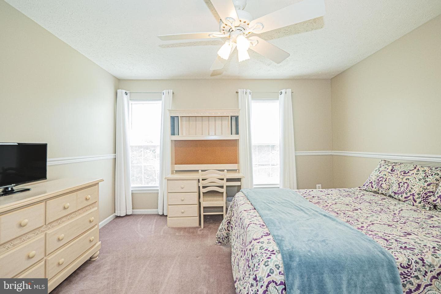 2 Redfern Place photo 35