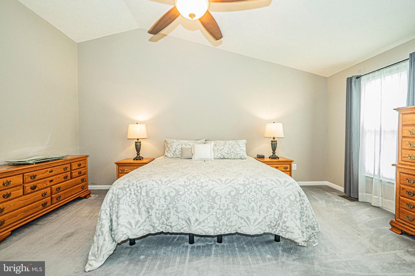 2 Redfern Place photo 41