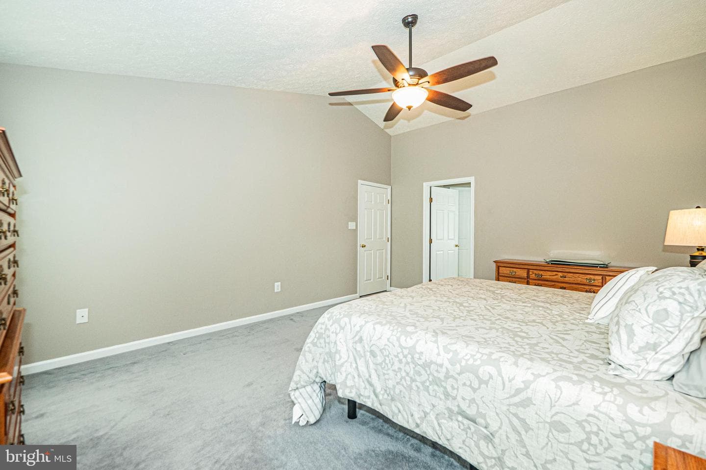 2 Redfern Place photo 43