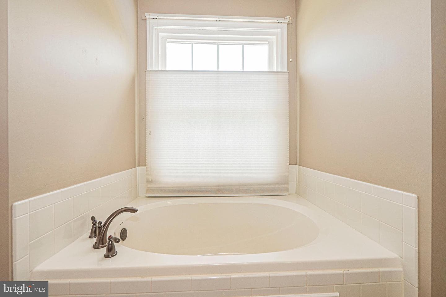 2 Redfern Place photo 46