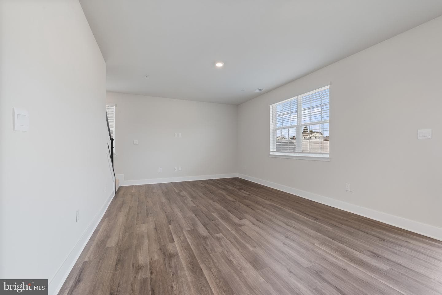 1216 Moller Avenue photo 6