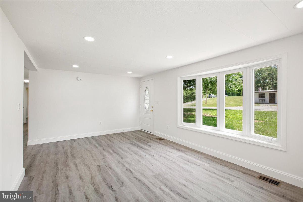 5028 Harpers Ferry Road photo 6