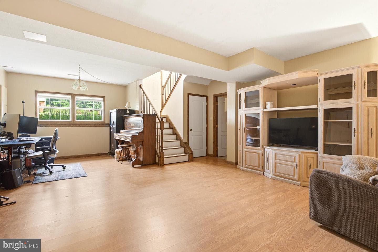 93 Byron Drive photo 23