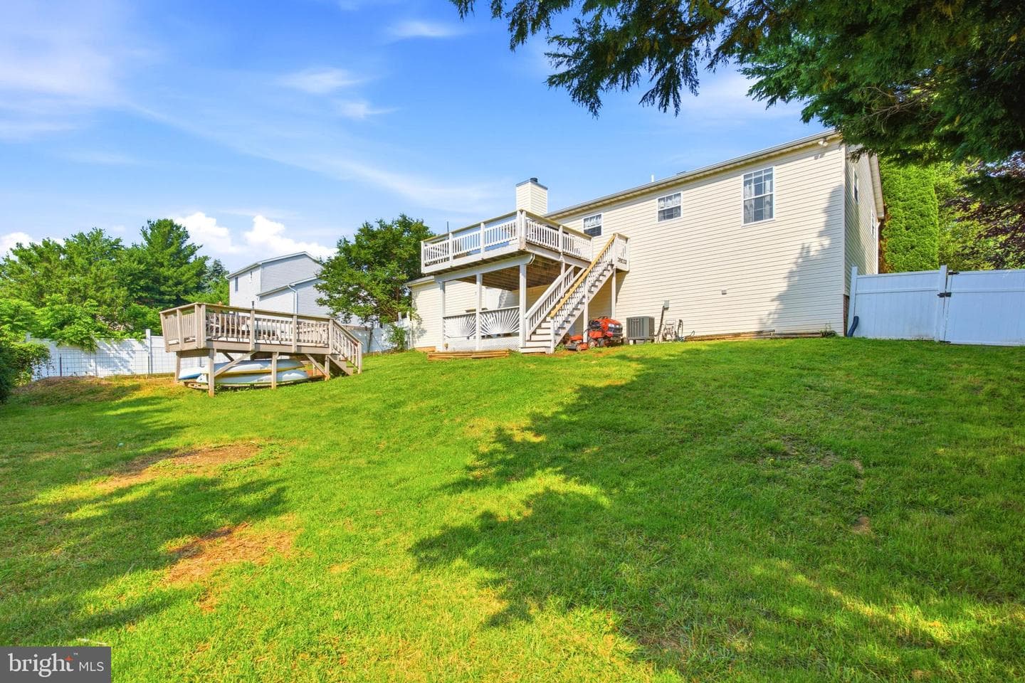 93 Byron Drive photo 38