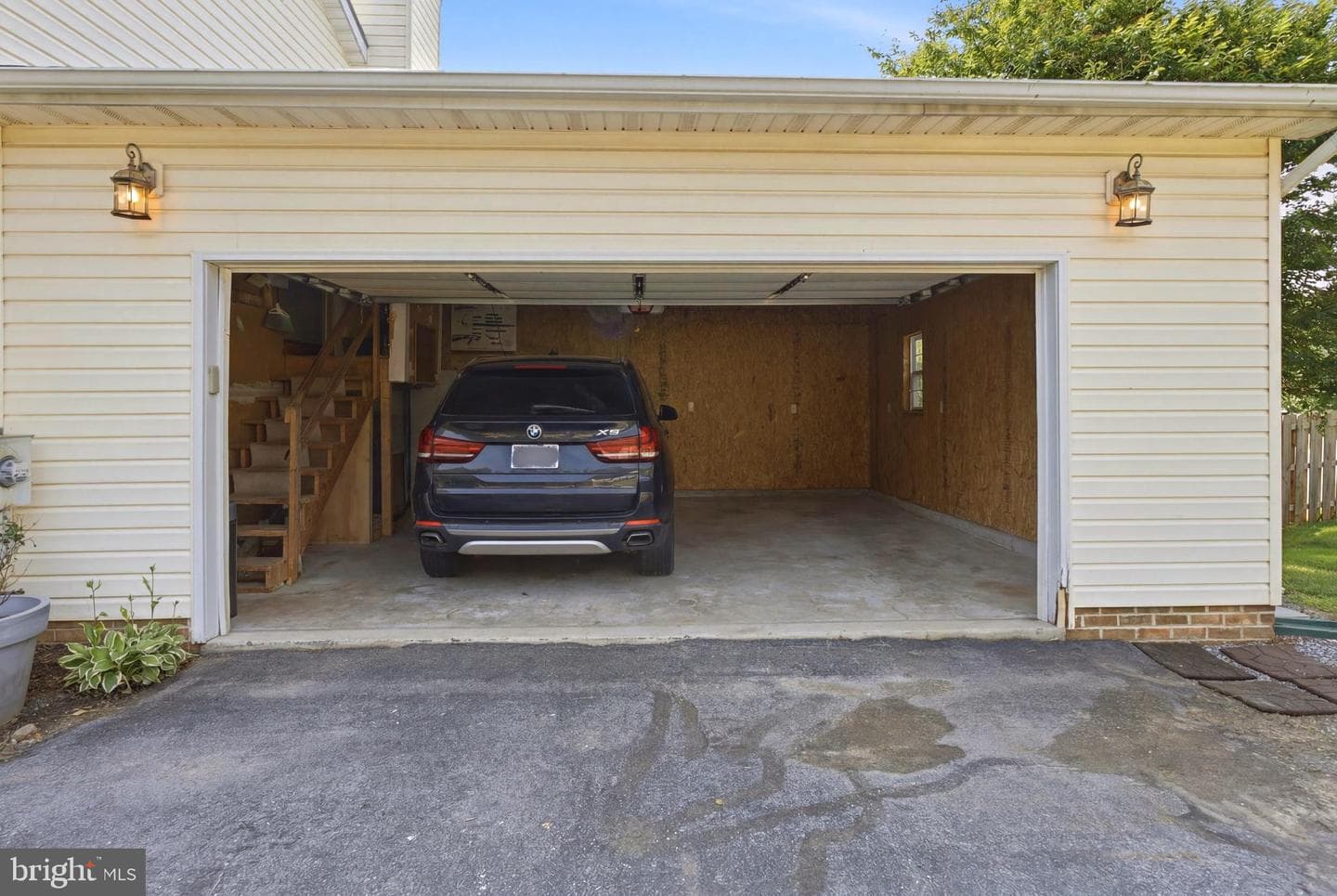 93 Byron Drive photo 46
