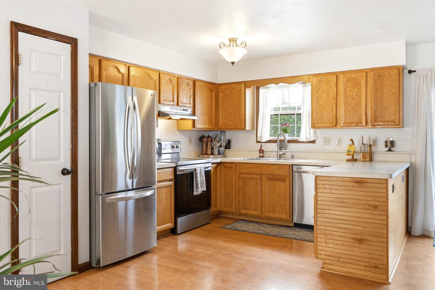 93 Byron Drive photo 6