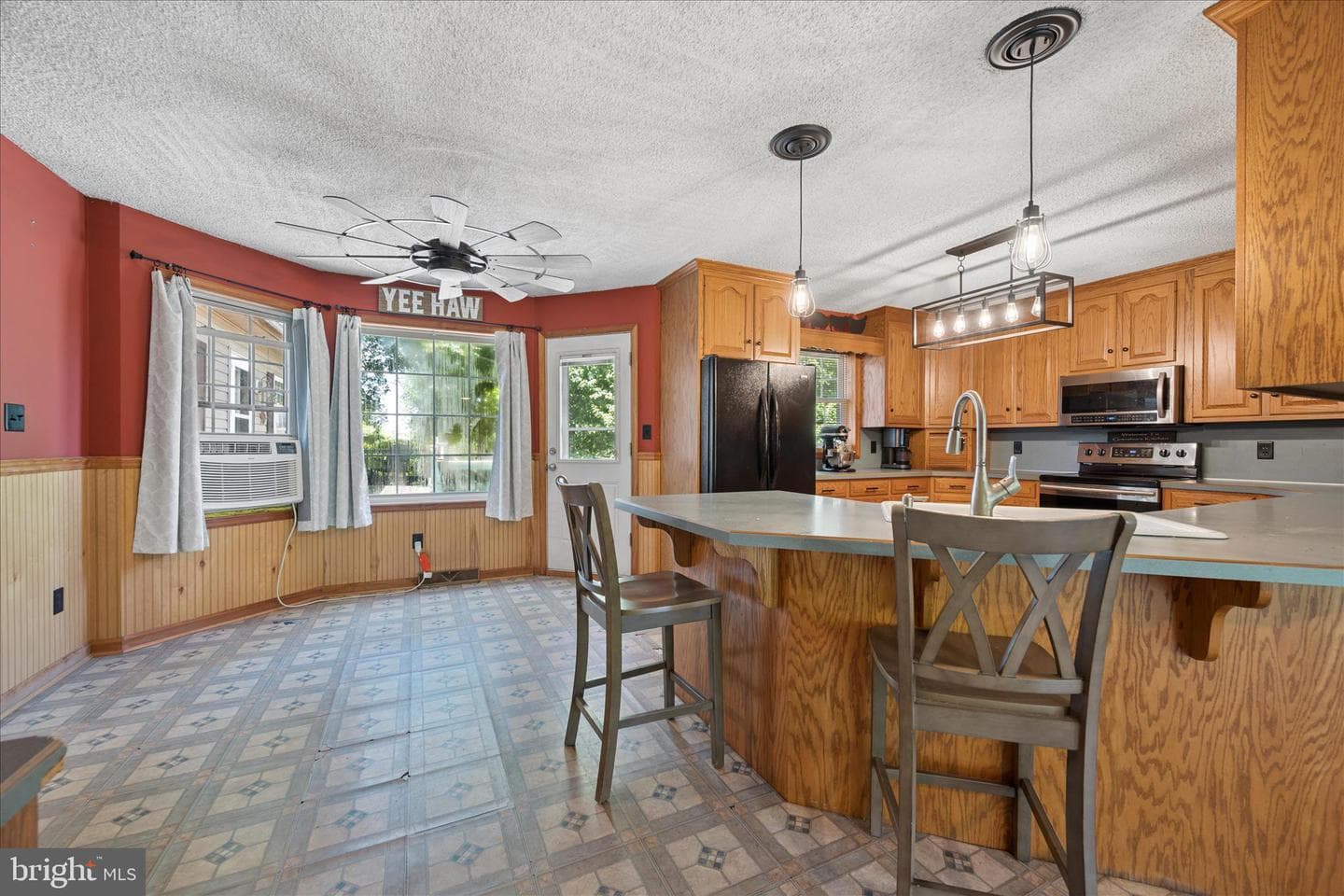 8354 Mountain Laurel Road photo 9