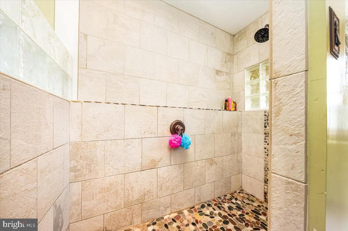 11 Mount Hebron Road photo 31
