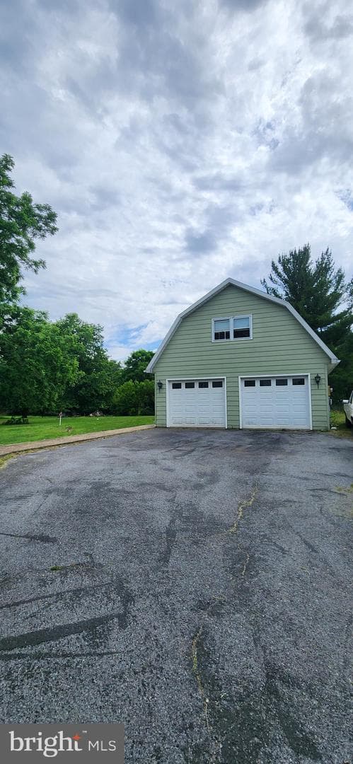 13452 Clopper Road photo 24