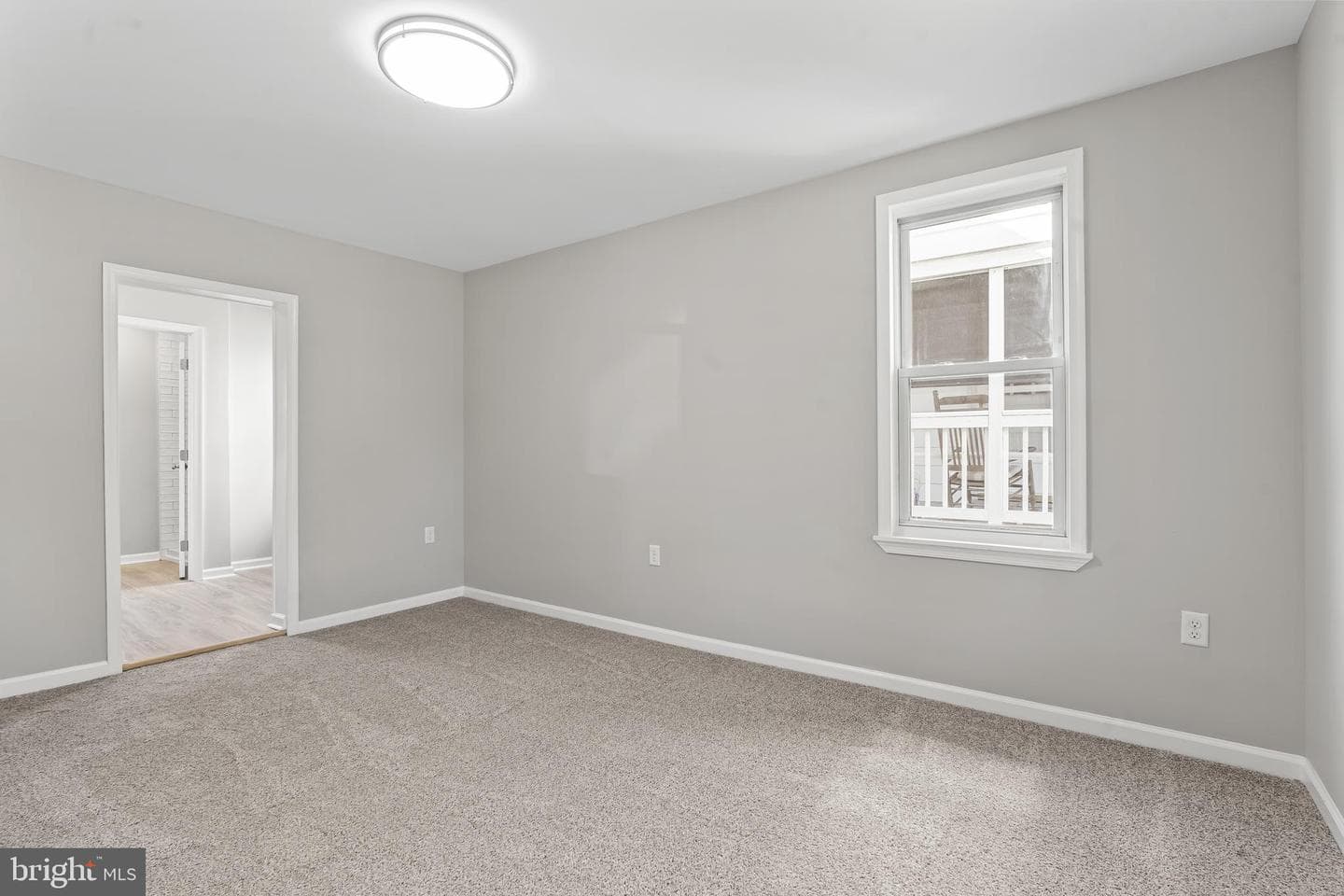 527 W Wilson Boulevard photo 13