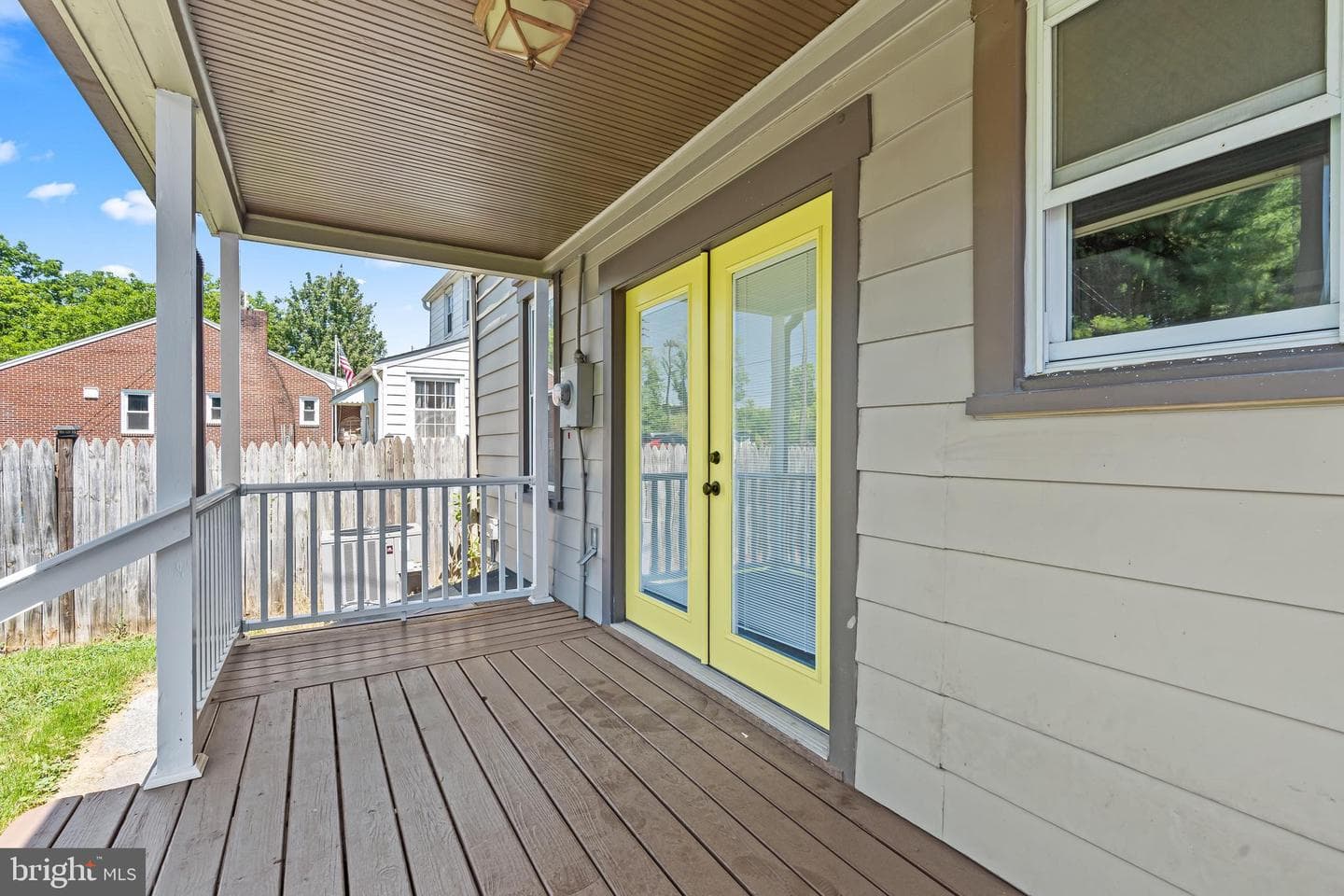 527 W Wilson Boulevard photo 29