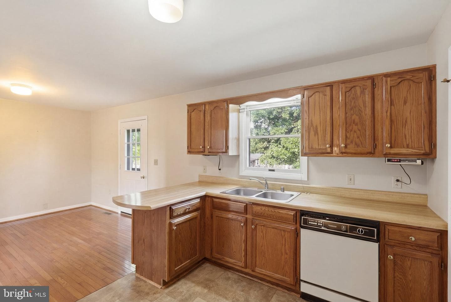9206 Cool Hollow Terrace photo 9