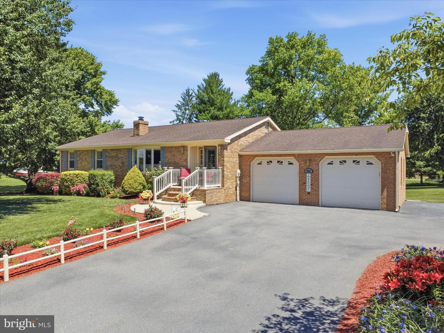 21925 Beaverbrook Drive photo 3