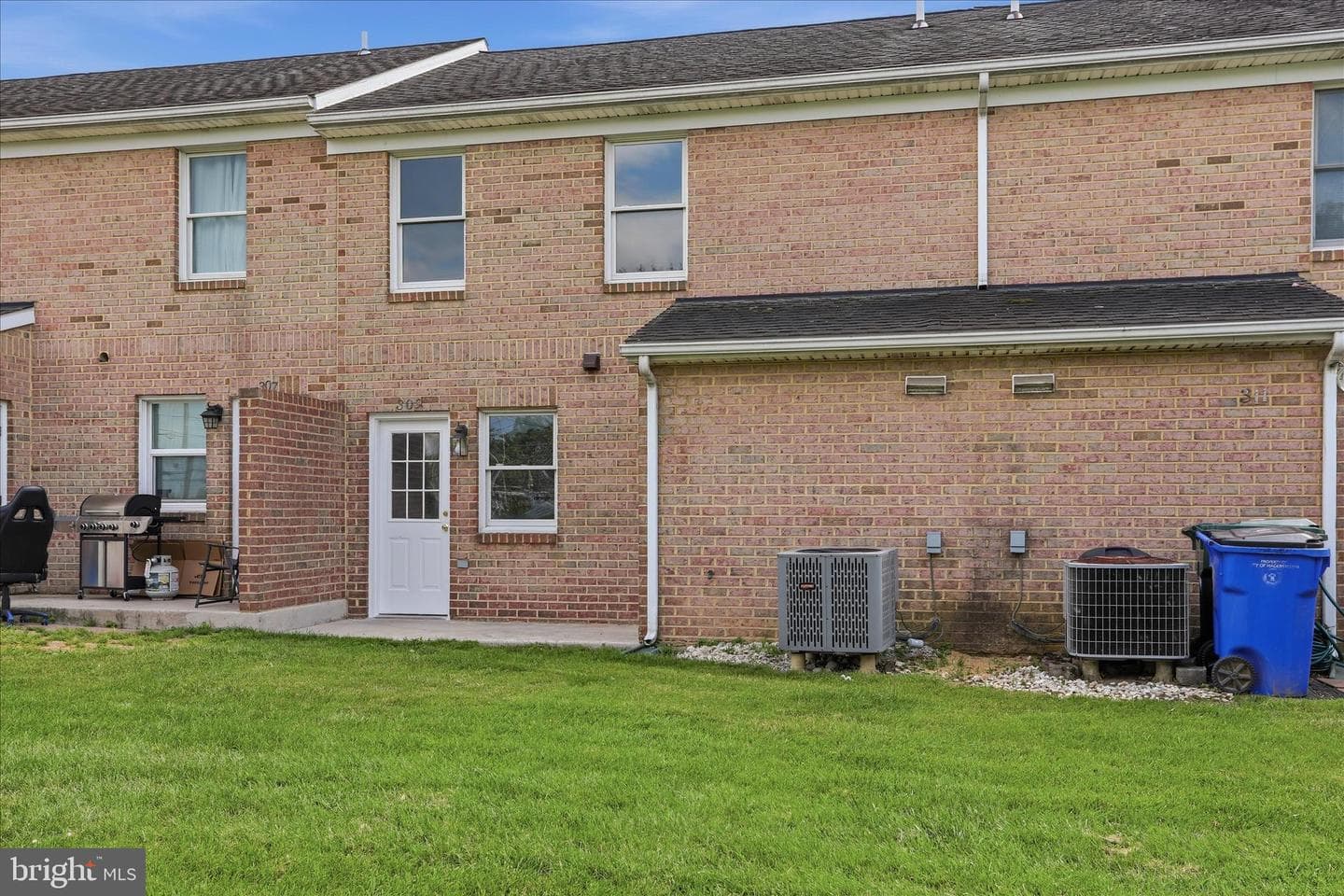 309 E Ridge Drive photo 27