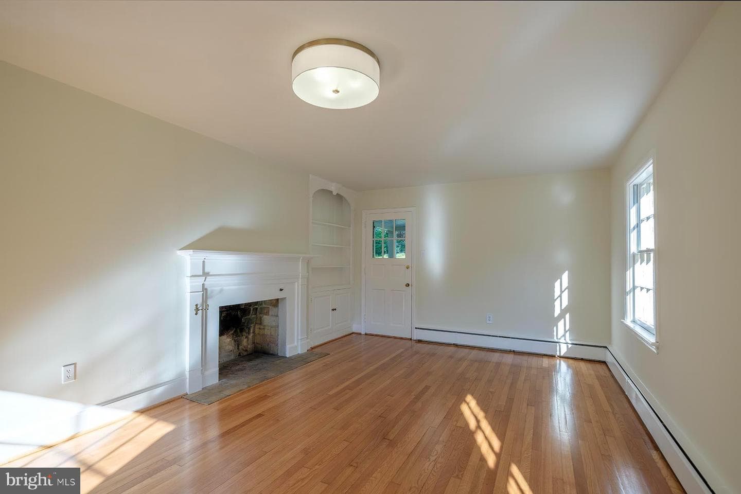 1046 The Terrace photo 10
