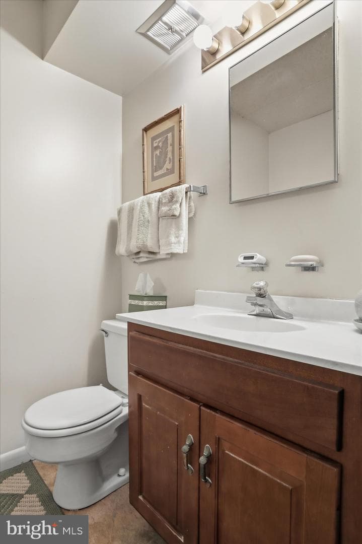 1635 Edgewood Place #3 photo 9