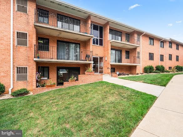 1745 Edgewood Hill Circle #2, Hagerstown