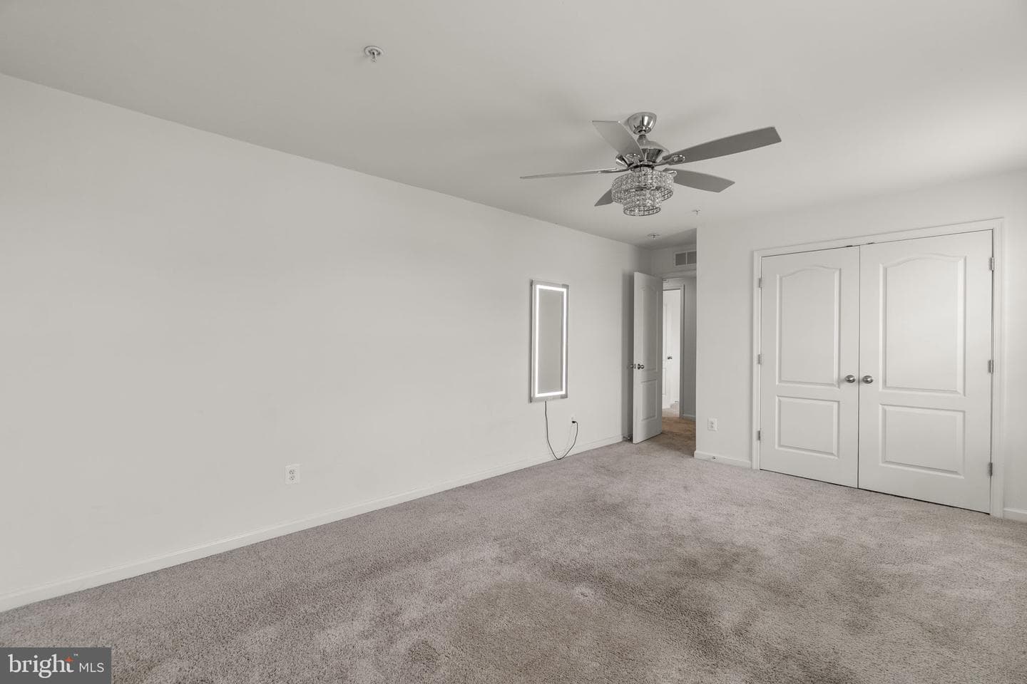 18031 Donegall Court photo 34