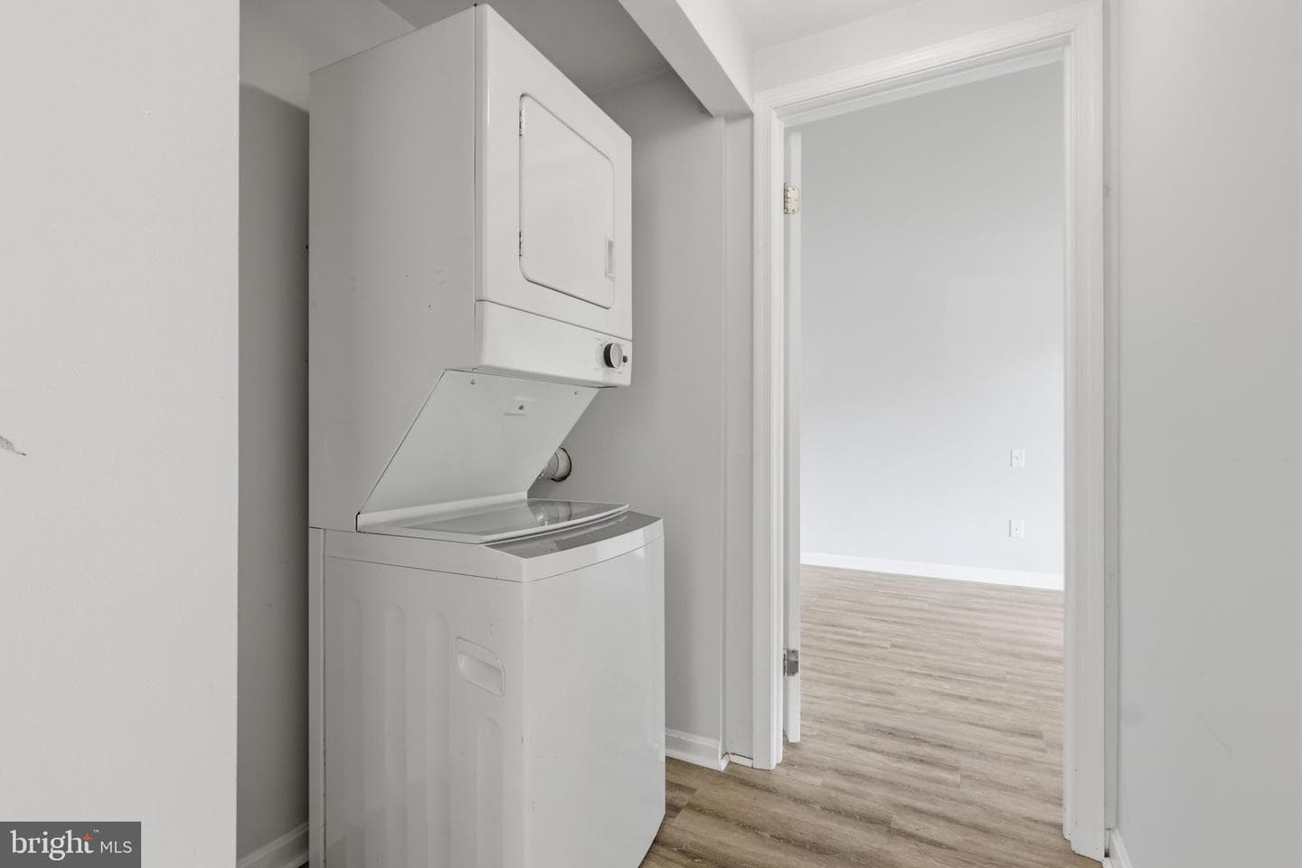 1508 Kensington Drive photo 13
