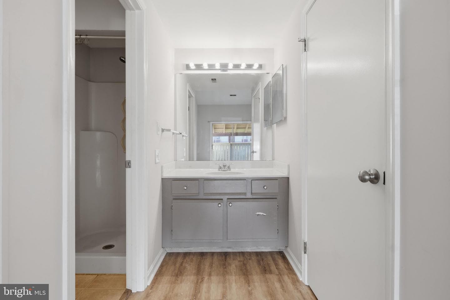 1508 Kensington Drive photo 16