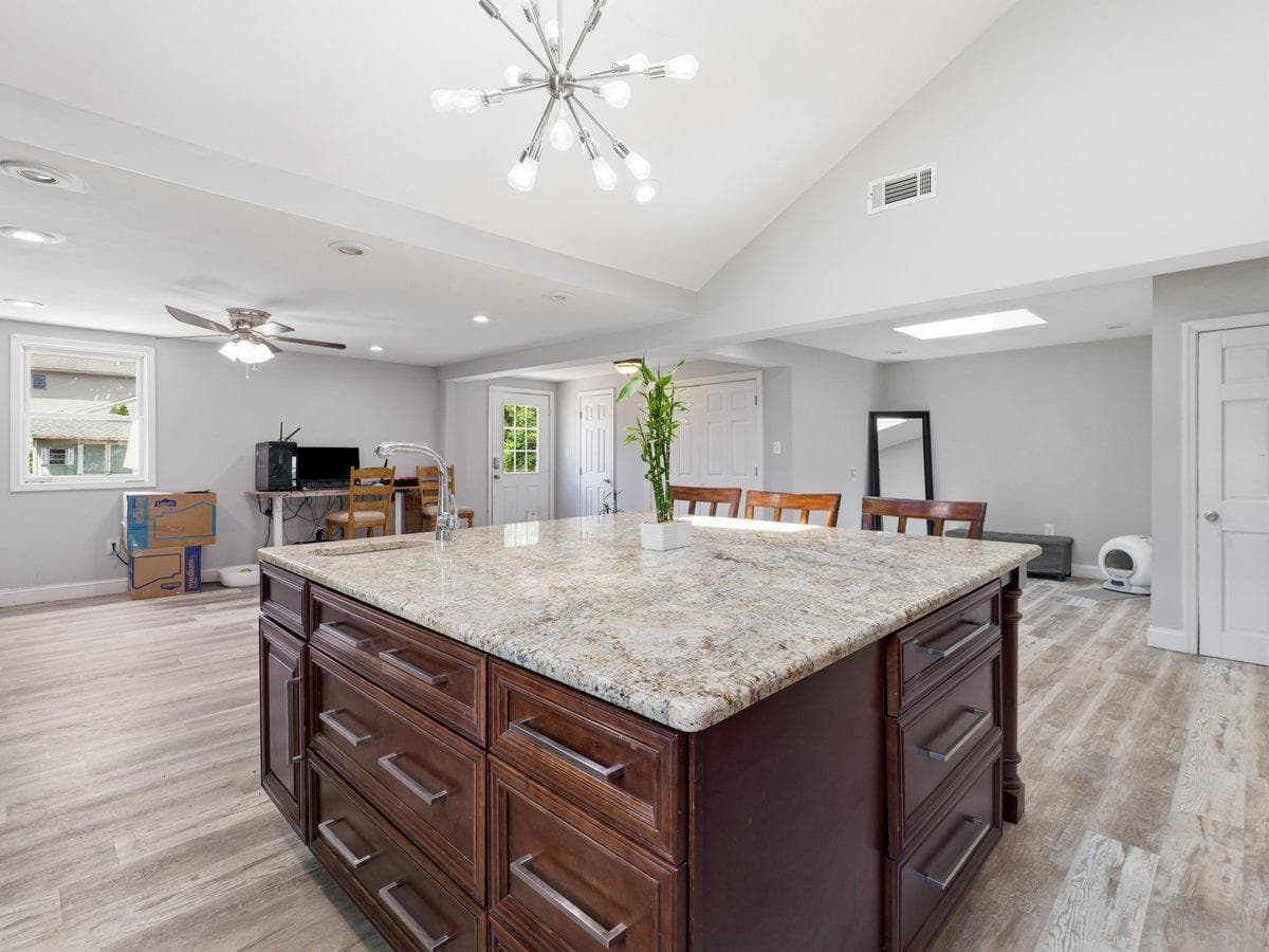 16808 Tammany Manor Road photo 13