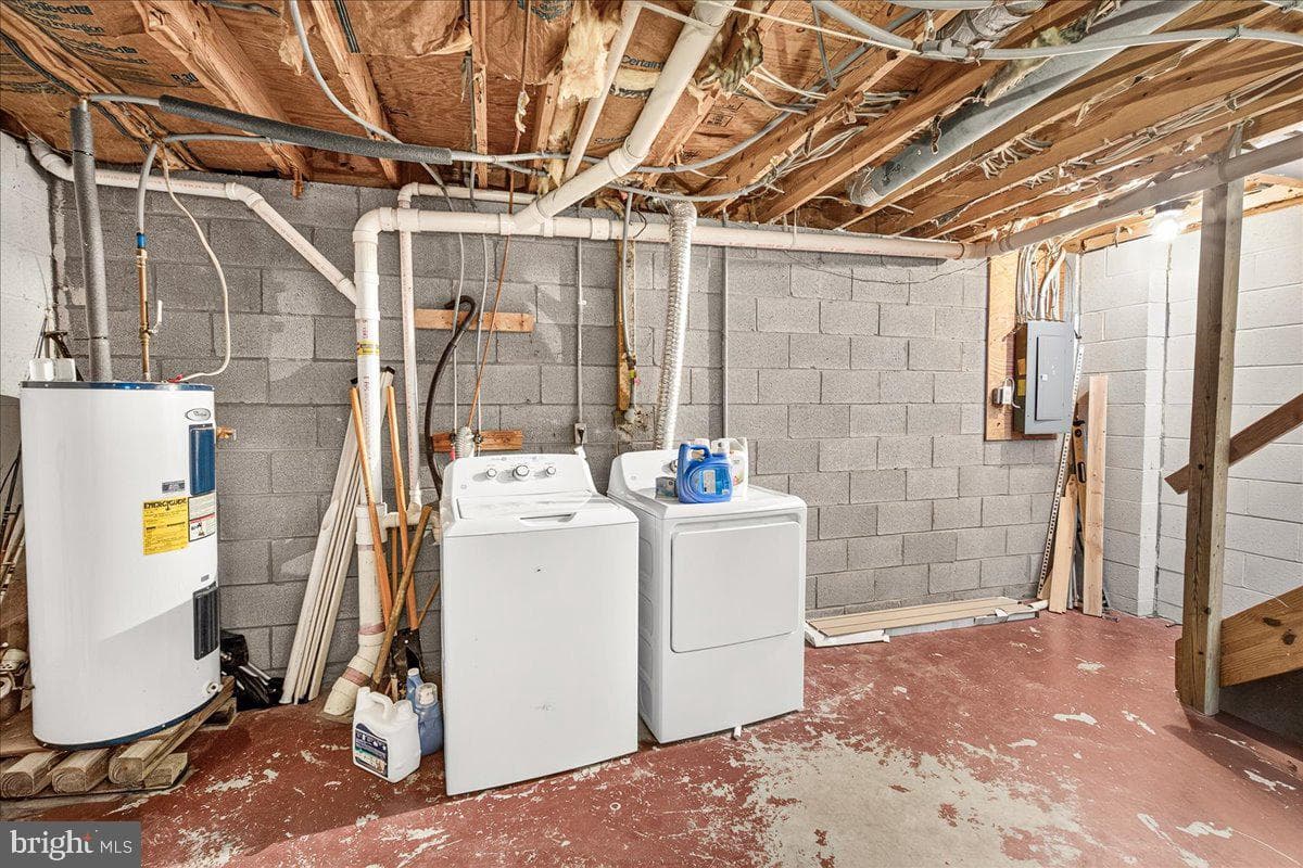 1525 Iris Court photo 22