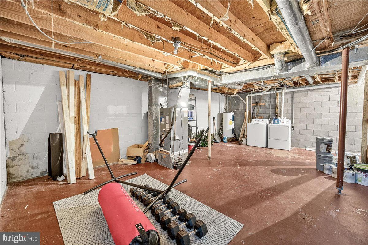 1525 Iris Court photo 24