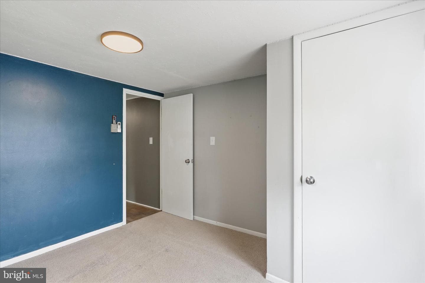 21434 Greenbrier Road photo 19