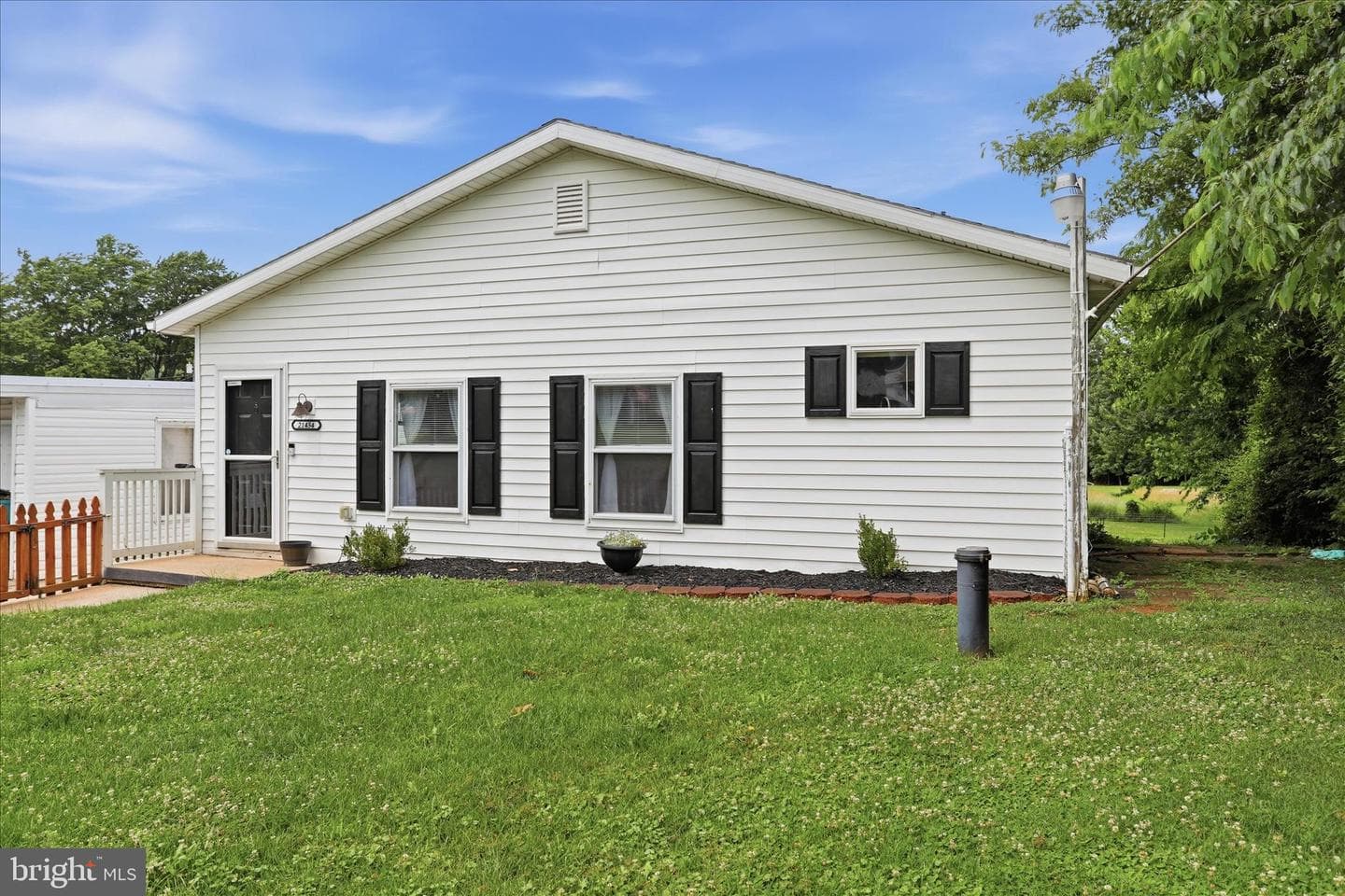 21434 Greenbrier Road photo 33