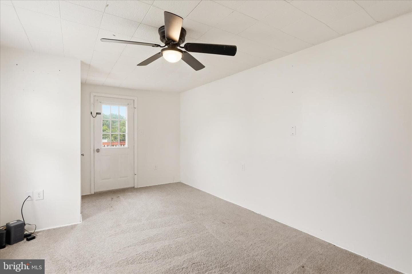 21434 Greenbrier Road photo 8