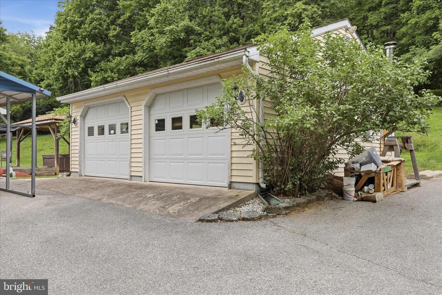 2529 Chestnut Grove Road photo 24